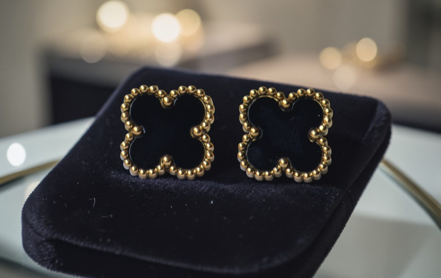 Aretes VC Negro mujer GSJ200