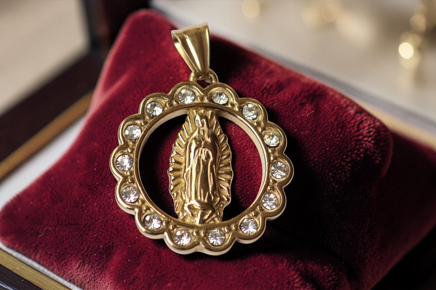 Dije Virgen Piedra GSJ188
