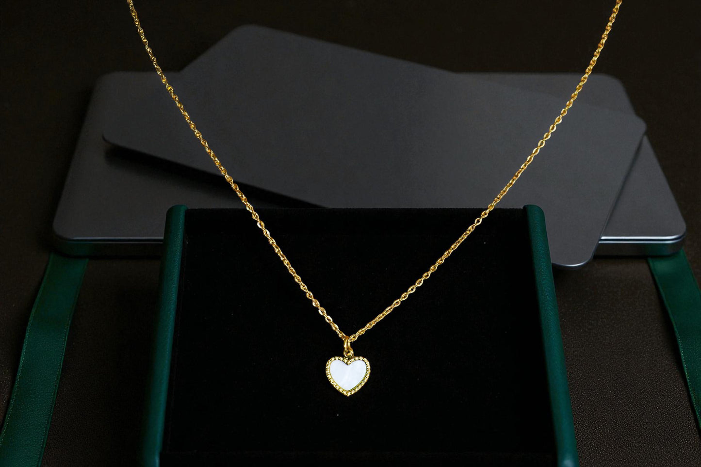 Cadena Mujer Corazón Blanco GSJ174